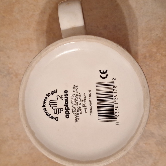 Tweety Bird Coffee Mug 1994 - Picture 4 of 7